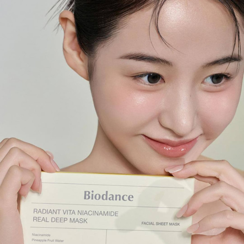 Biodance Гідрогелева маска з ніацинамідом Radiant Vita Niacinamide Real Deep Mask 34 г