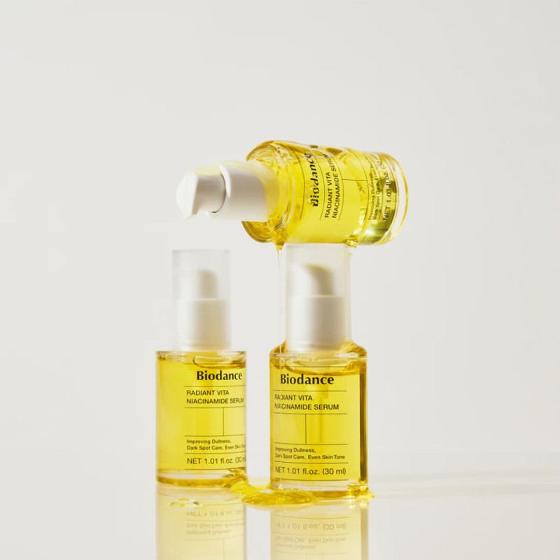 Biodance Сироватка освітлююча з вітаміном С та ніацинамідом Radiant VitaNiacinamide Serum 30 мл