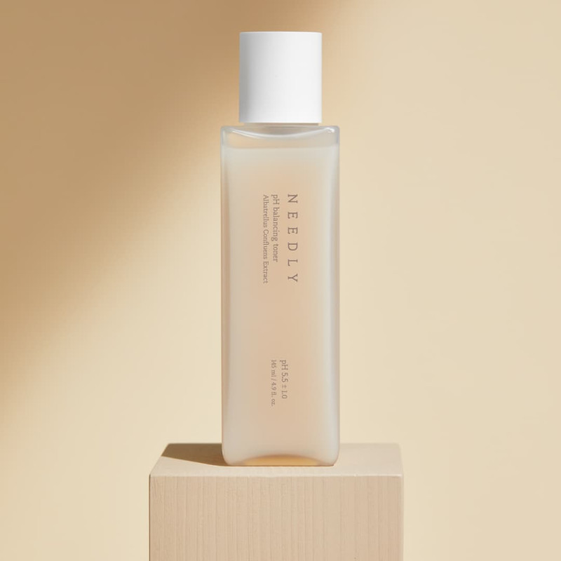 Needly Зволожуючий тонер з екстрактом гриба Альбатрелус pH balancing toner 145 мл