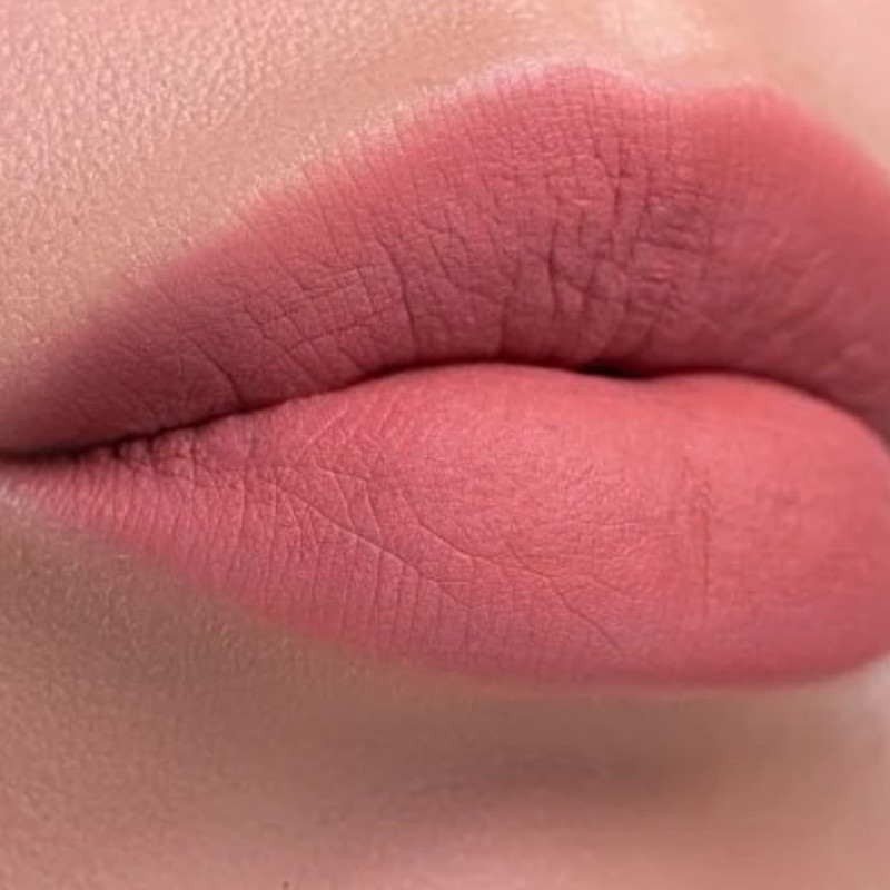 ZOLA Оксамитова матова помада Velour Lip Souffle 01 ROSE DREAM